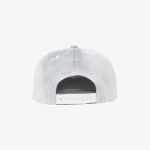 Boné snapback aba reta em veludo cinza claro - Traseiro